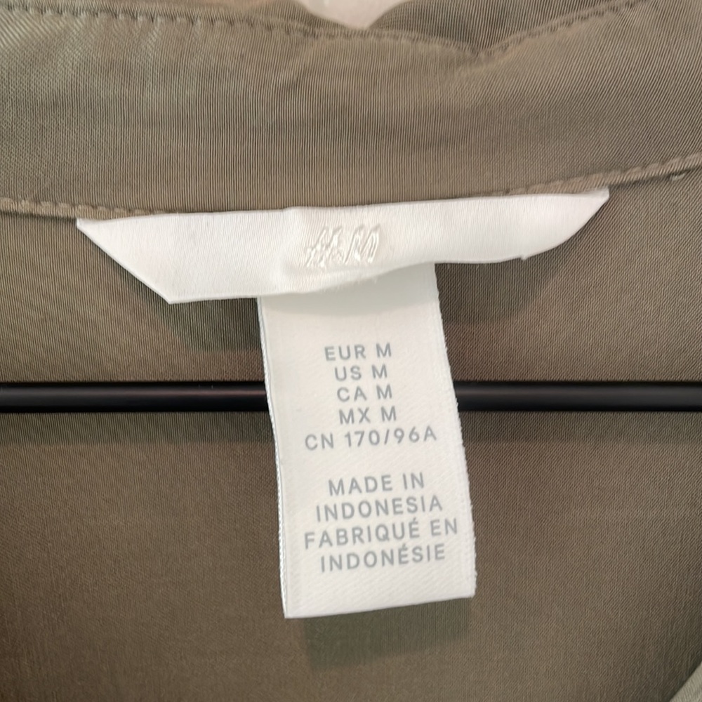 H&M Olive Tunic- oversized NWOT - Picture 3 of 11